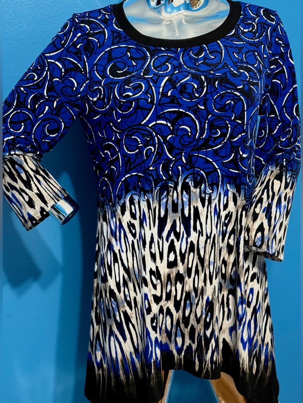 Travelers by Chicos Blue Geometric and Animal PrintPatterned Women’s Tunic  S